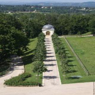 Parc animalier et botanique du Château de Bouthéon