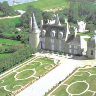 JARDIN FRANÇAIS ET PARC DU CHÂTEAU DES ROCHERS SÉVIGNÉ