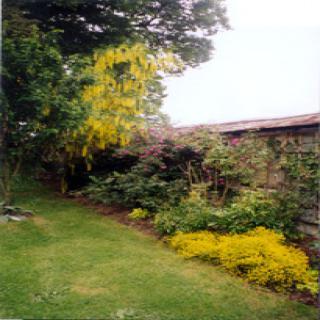 JARDINS ET ROSERAIE DU PARC DU CHÂTEAU DE MISEREY