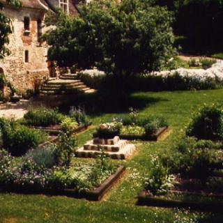 JARDIN DE L'ABBAYE SAINT ARNOULT