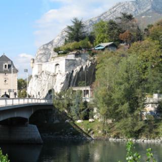 JARDIN DES DAUPHINS