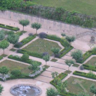 JARDIN DU PRIEURÉ DE SOUVIGNY