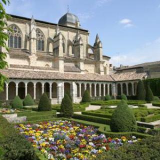 JARDIN DU CLOÎTRE DE NOTRE-DAME DE GARONNE