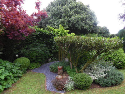 JARDIN « ENTRE CHARMILLES ET BUIS »