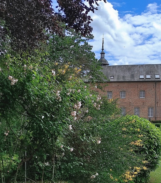 PARC D'EMONVILLE ET LES JARDINS DU CARMEL