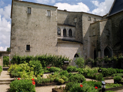 JARDIN DES PLANTES MÉDICINALES ET VERGER CONSERVATOIRE