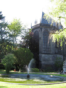 JARDIN DE LA COUR D'APPEL DE RIOM