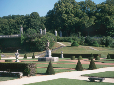 JARDINS DU CHÂTEAU DE LA ROCHE COURBON