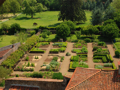 Jardin d'Inspiration Médiévale de Bazoges-en-Pareds