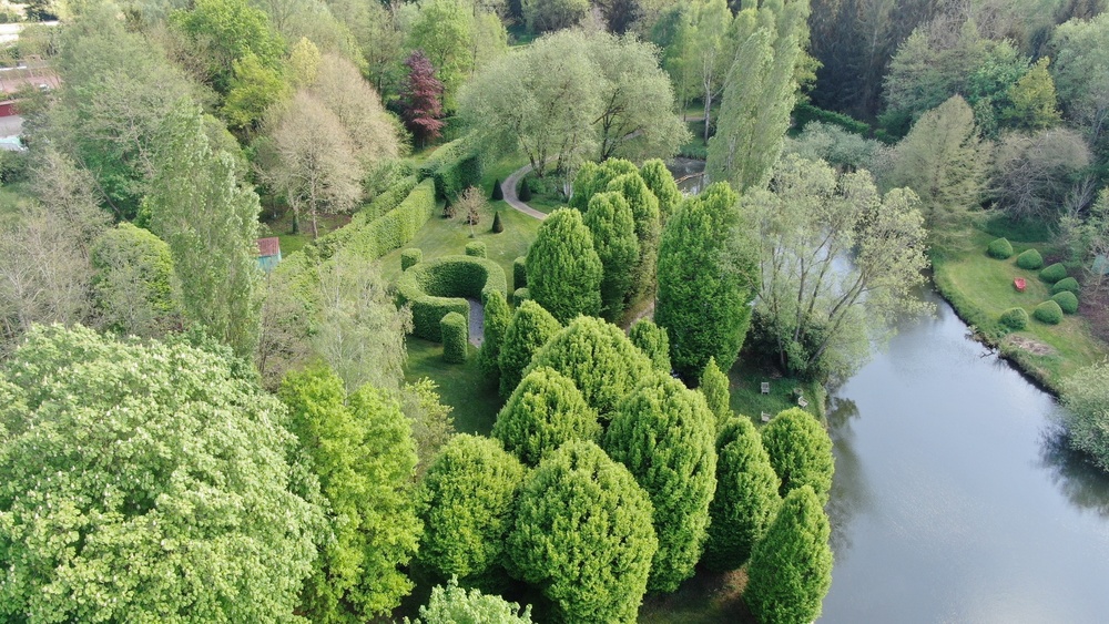 JARDINS PHILOSOPHIQUES DE LOMBARDIE