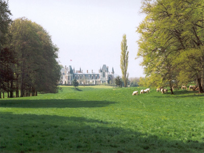 PARC DU CHÂTEAU DE RÉGNIÈRE-ECLUSE