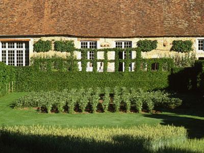 JARDINS DU PRIEURÉ NOTRE DAME D'ORSAN