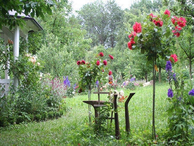 JARDIN DE GRANDS-MÈRES, EMPREINTE ET PATINE DES SIÈCLES