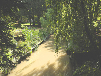 JARDIN DE LA RHÔNELLE