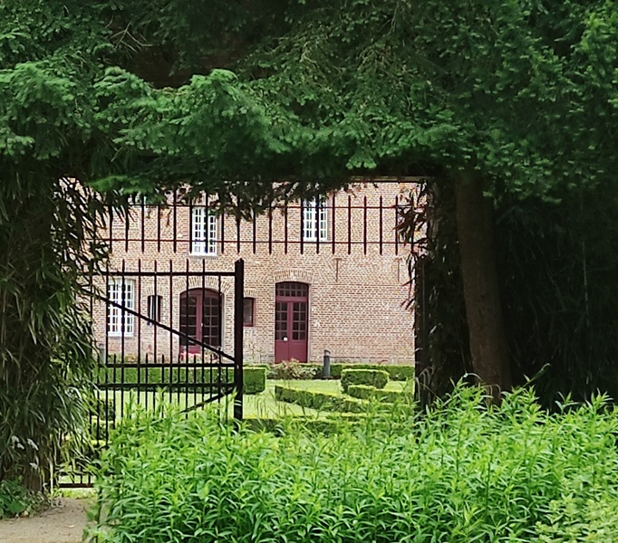 PARC D'EMONVILLE ET LES JARDINS DU CARMEL