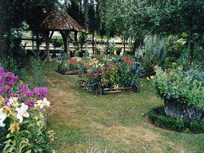 JARDIN DU PRIEURÉ DE LAVERRE