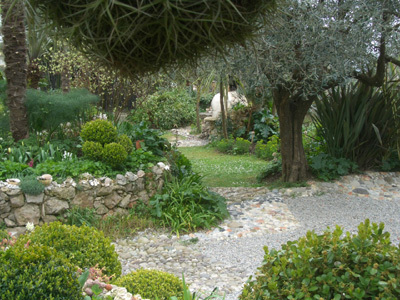 JARDIN DES FLEURS DE POTERIE