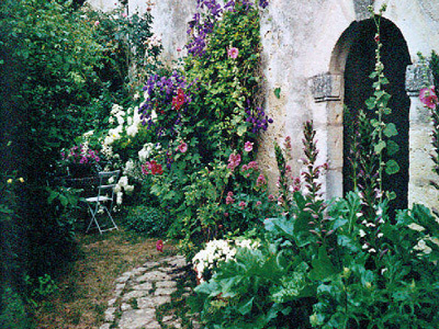 JARDIN DU PRIEURÉ DE LAVERRE