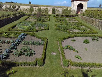 PARC ET JARDINS DU CHÂTEAU DE DIGOINE