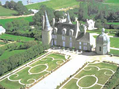 JARDIN FRANÇAIS ET PARC DU CHÂTEAU DES ROCHERS SÉVIGNÉ