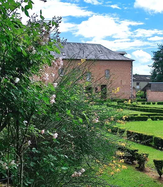 PARC D'EMONVILLE ET LES JARDINS DU CARMEL