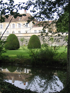 CHÂTEAU D'AUTIGNY LA TOUR