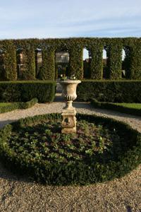 JARDIN DU CLOÎTRE DE NOTRE-DAME DE GARONNE