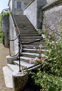 CHÂTEAU D'AUTIGNY LA TOUR