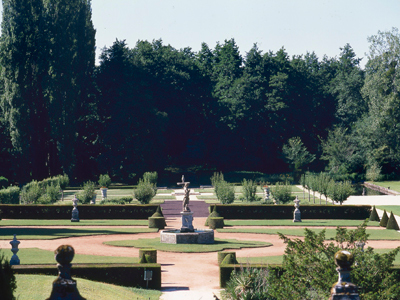 JARDINS DU CHÂTEAU DE LA ROCHE COURBON