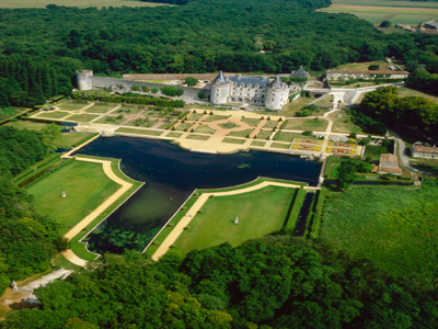 JARDINS DU CHÂTEAU DE LA ROCHE COURBON