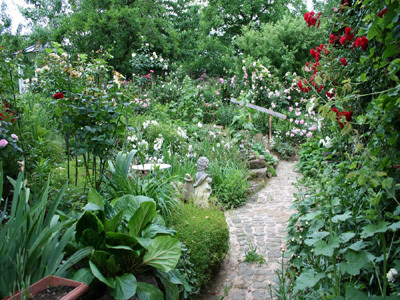 JARDIN DE GRANDS-MÈRES, EMPREINTE ET PATINE DES SIÈCLES