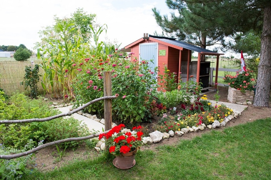 LE JARDIN DE MIREILLE EN TOURAINE ANGEVINE