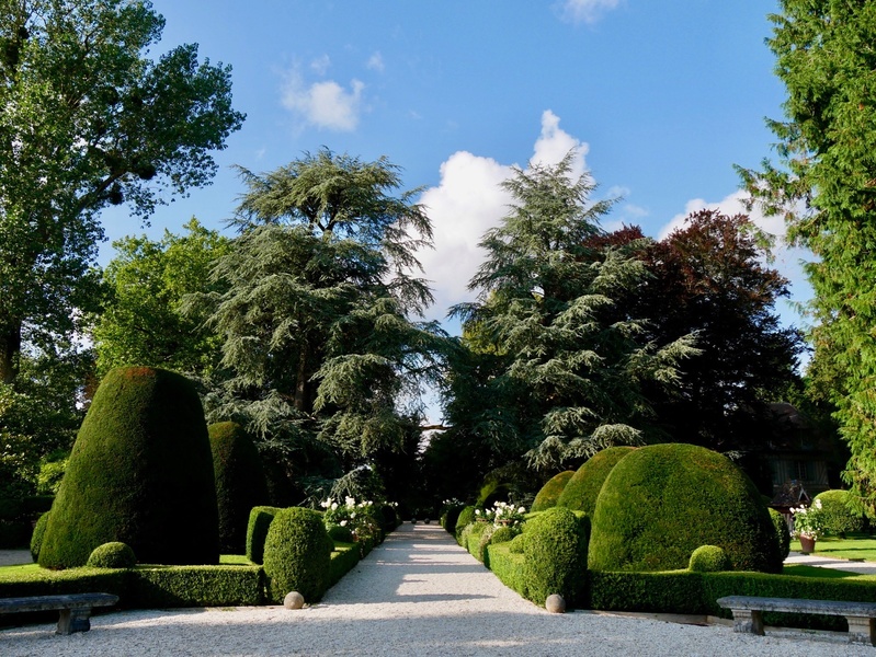 CHATEAU & JARDINS DE BOUTEMONT