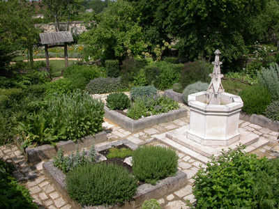 JARDIN MONASTIQUE MÉDIÉVAL