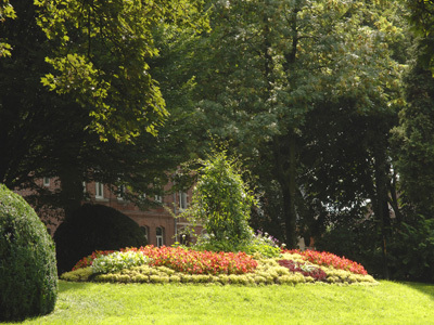 JARDIN DE LA RHÔNELLE