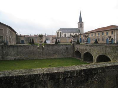 PARC ET JARDIN DU CHÂTEAU DE FLEVILLE