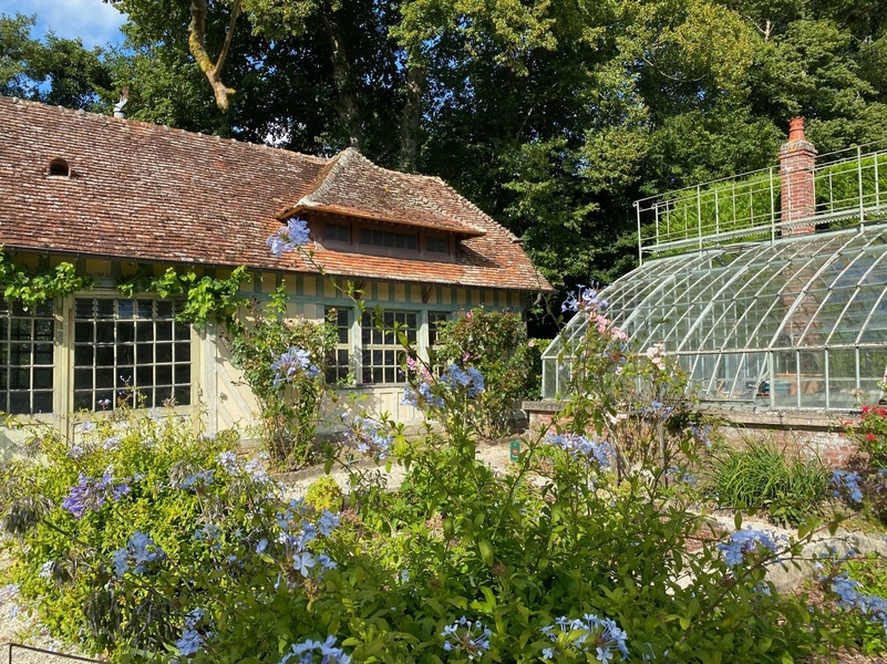 CHATEAU & JARDINS DE BOUTEMONT