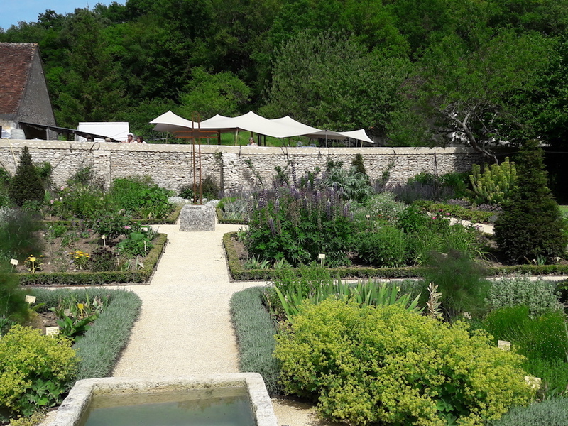 Chédigny village jardin