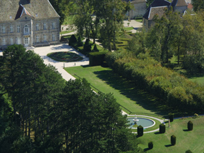 CHÂTEAU ET JARDIN À LA FRANÇAISE DE VAIRE-LE-GRAND