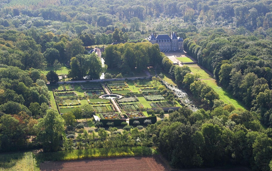 CHATEAU DE SAINT JEAN DE BEAUREGARD