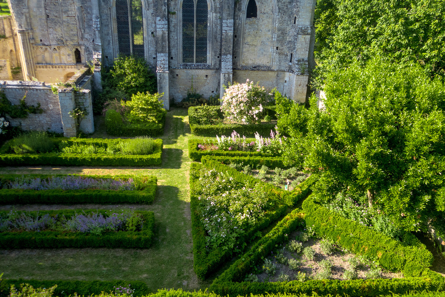 Abbaye de Longues