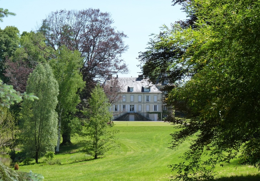 ARBORETUM DU CHATEAU DE NEUVIC D'USSEL