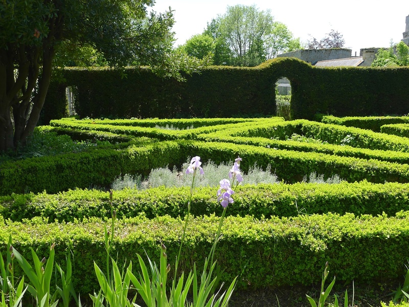 Abbaye de Longues